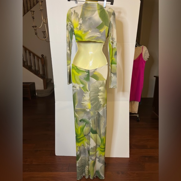 Halston Heritage Green and Yellow Maxi Dress - Picture 5 of 9